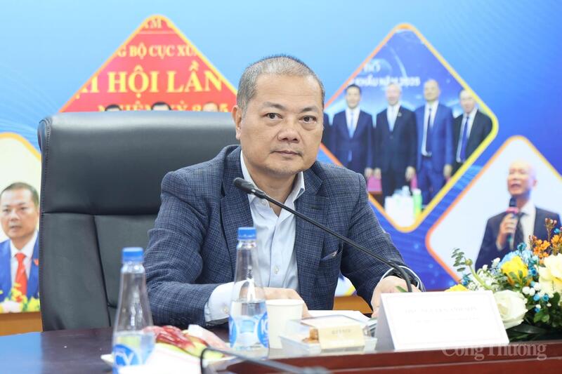 Ông Nguyễn Anh Sơn, Cục trưởng Cục Xuất nhập khẩu chủ trì hội nghị. Ảnh: Quỳnh Trang