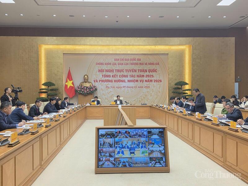 Toàn cảnh hội nghị.