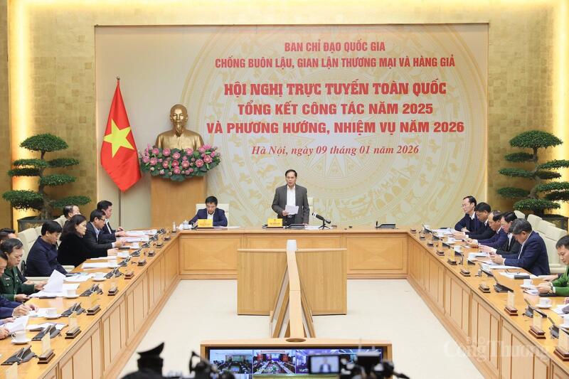 Toàn cảnh hội nghị.