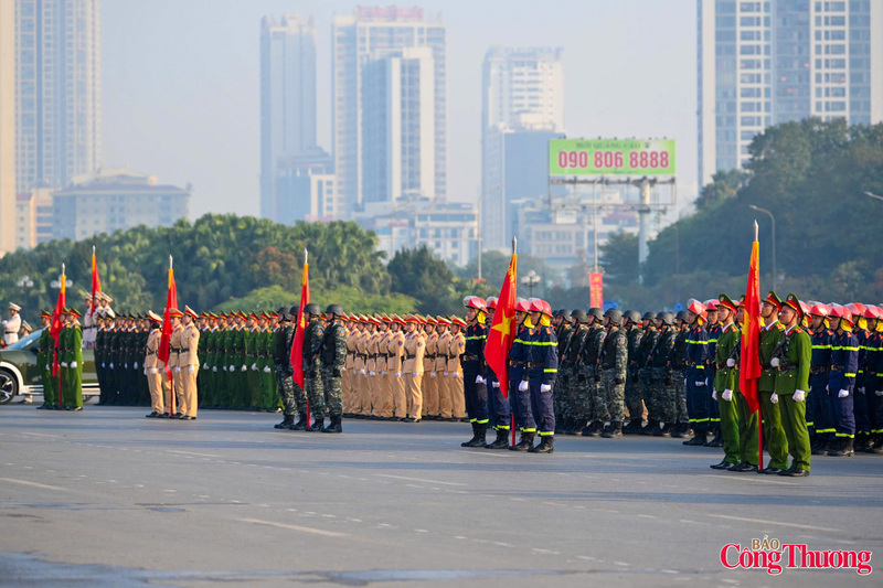 Tại buổi xuất quân, các lực lượng đã trình diễn, đánh giá kỹ lưỡng công tác huấn luyện, tập luyện, chuẩn bị tham gia bảo vệ an ninh, trật tự phục vụ Đại hội XIV của Đảng. Các lực lượng đã triển khai đồng bộ, toàn diện các giải pháp, biện pháp; thường xuyên huấn luyện, tập luyện, sẵn sàng bảo đảm an toàn tuyệt đối Đại hội XIV của Đảng.