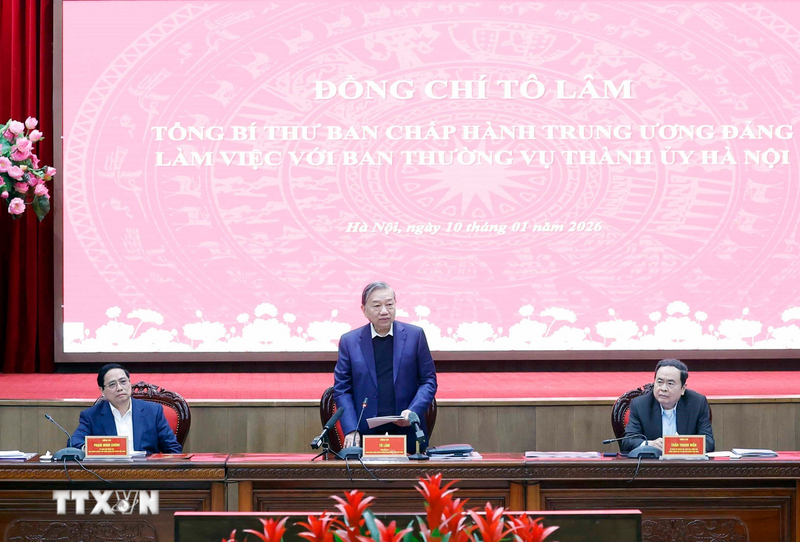 Tổng Bí thư Tô Lâm và Thủ tướng Chính phủ Phạm Minh Chính, Chủ tịch Quốc hội Trần Thanh Mẫn chủ trì buổi làm việc với Ban Thường vụ Thành ủy Hà Nội. Ảnh: Thống Nhất/TTXVN