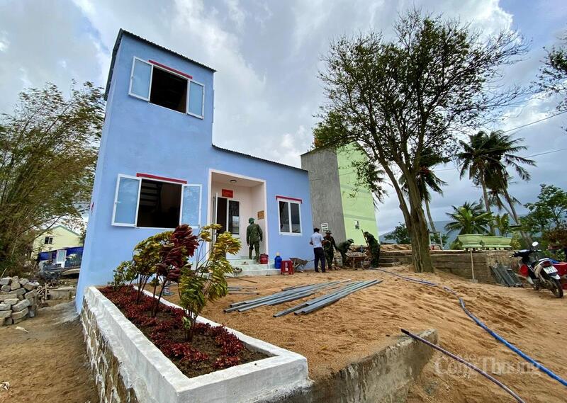 Một căn nhà của người dân ở xã Hoà Thịnh đang trong giai đoạn hoàn thiện. Ảnh: Công Bắc