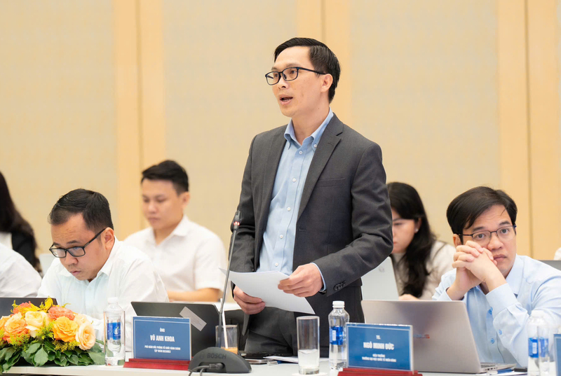 Ông Võ Anh Khoa - đại diện Văn phòng Trợ lý Ban Tổng giám đốc Tập đoàn Becamex, thông tin về dự án Đô thị Khoa học Công nghệ - Bắc TP. Hồ Chí Minh tại họp báo. Ảnh: Minh Khuê.