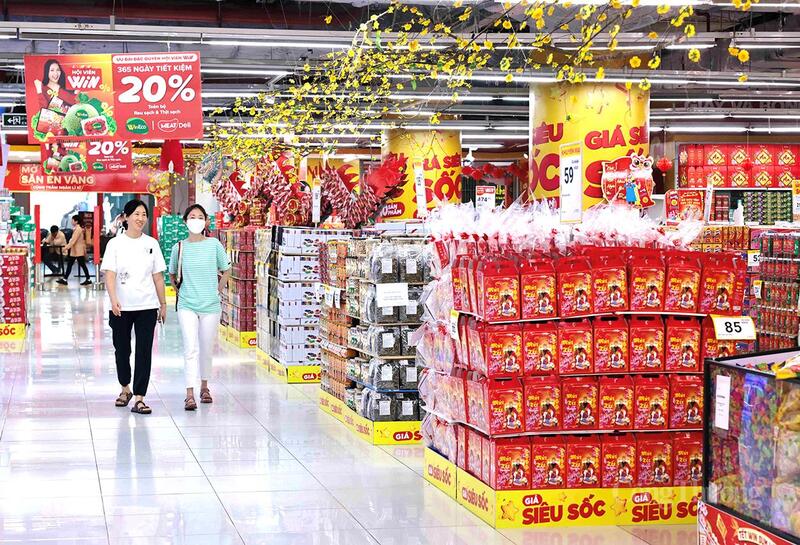 Bộ Công Thương yêu cầu địa phương không để xảy ra tình trạng thiếu nguồn cung, lợi dụng thiên tai găm hàng, đội giá ảnh hưởng đến đời sống nhân dân, nhất là dịp Tết