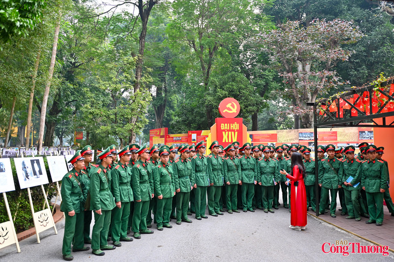 Rất nhiều đơn vị chọn khu di tích Phủ Chủ tịch làm nơi học tập chính trị cho các học viên nhân dịp Chào mừng Đại hội đại biểu toàn quốc lần thứ XIV của Đảng Cộng sản Việt Nam.