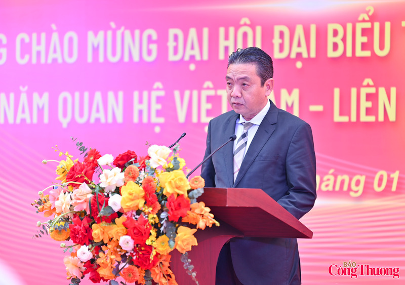 Phát biểu tại sự kiện, Thứ trưởng Bộ Văn hóa, Thể thao và Du lịch Hoàng Đạo Cương cho biết, Đại hội đại biểu toàn quốc lần thứ XIV của Đảng là sự kiện chính trị đặc biệt quan trọng của đất nước, đánh dấu bước phát triển mới trong sự nghiệp xây dựng và bảo vệ Tổ quốc, tiếp tục khẳng định khát vọng phát triển, ý chí tự cường dân tộc và con đường đi lên chủ nghĩa xã hội của dân tộc Việt Nam dưới sự lãnh đạo của Đảng. Năm 2026 cũng đánh dấu 76 năm thiết lập quan hệ ngoại giao giữa Việt Nam và Liên bang Nga - mối quan hệ hữu nghị truyền thống, thủy chung, trong sáng, đã được các thế hệ lãnh đạo và nhân dân hai nước dày công vun đắp. Trải qua nhiều giai đoạn lịch sử, dù trong hoàn cảnh nào, Việt Nam và Liên bang Nga luôn sát cánh, ủng hộ và hỗ trợ lẫn nhau trên tinh thần tôn trọng, tin cậy và cùng phát triển.