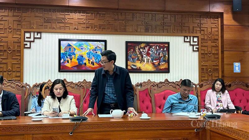 Đại diện Sở Tài chính Đắk Lắk nêu ý kiến tại hội nghị. Ảnh: Vũ Long