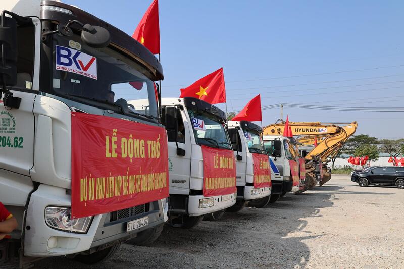 Dàn xe động thổ dự án.