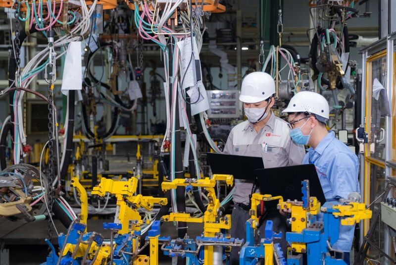 Công nghiệp được định vị là trụ cột chiến lược, gắn với khoa học - công nghệ, tự chủ sản xuất và nâng cao giá trị quốc gia.