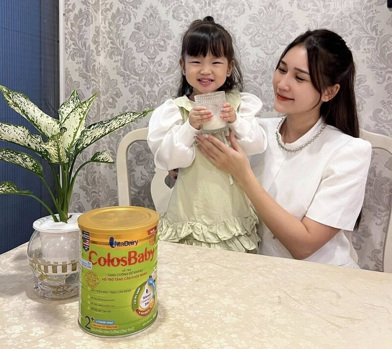 Sản phẩm sữa ColosBaby Gold.