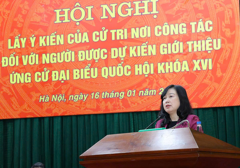 Bộ trưởng Bộ Y tế Đào Hồng Lan phát biểu tại hội nghị. Ảnh: Trần Minh