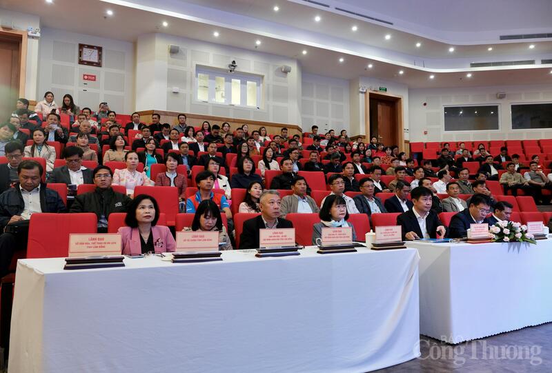 Quang cảnh hội nghị. Ảnh: Minh An