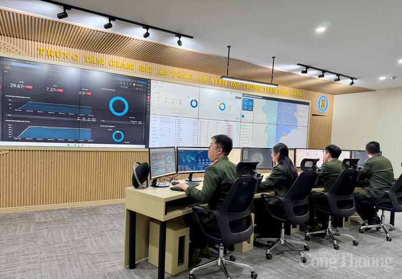 Năm 2025, Lâm Đồng ra mắt trung tâm giám sát an toàn, an ninh tập trung. Ảnh: Minh An