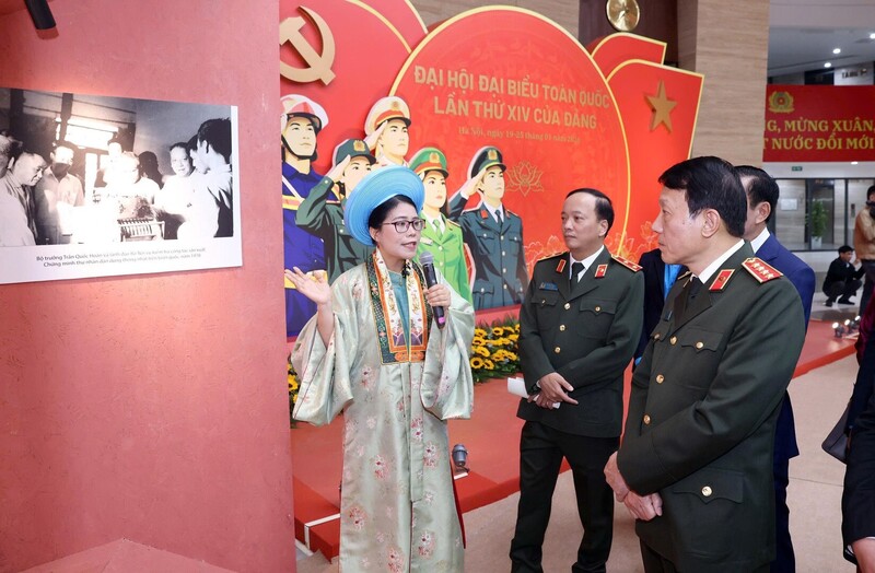 Khai mạc triển lãm 'Đồng chí Trần Quốc Hoàn - Cuộc đời và sự nghiệp' - 2
