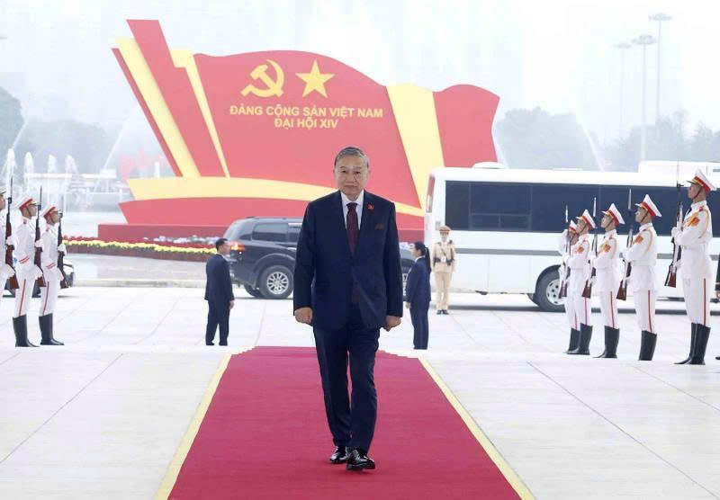  Lãnh đạo Đảng, Nhà nước viếng Lăng Chủ tịch Hồ Chí Minh và dâng hương tưởng niệm các Anh hùng liệt sĩ - 3