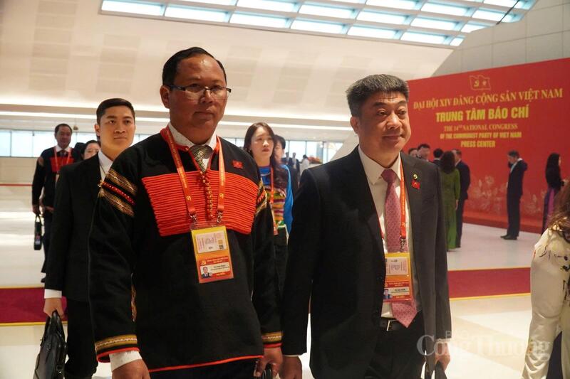 Đoàn đại biểu tỉnh Phú Thọ đến dự Đại hội.