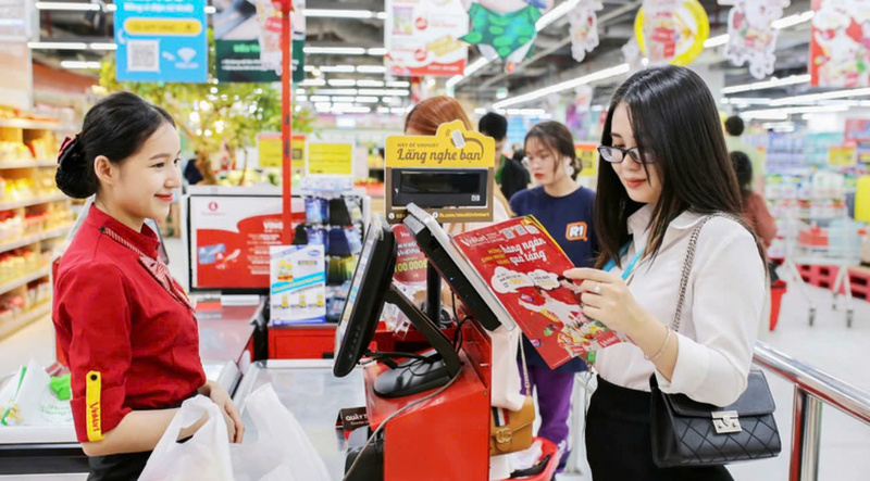 Sự dịch chuyển mạnh của hành vi tiêu dùng đang đặt ra yêu cầu tái cấu trúc hệ thống phân phối. Ảnh: Hải Linh