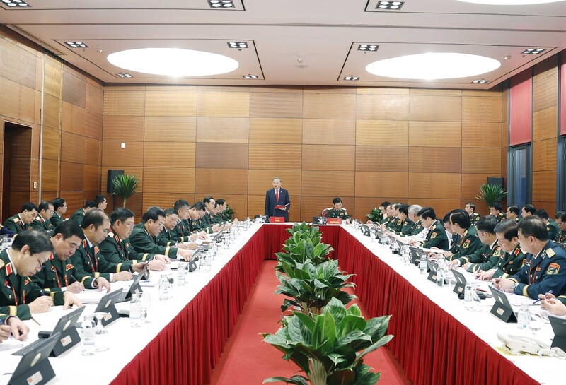 Đại biểu làm việc tại Đoàn thảo luận các văn kiện Đại hội XIV - 6