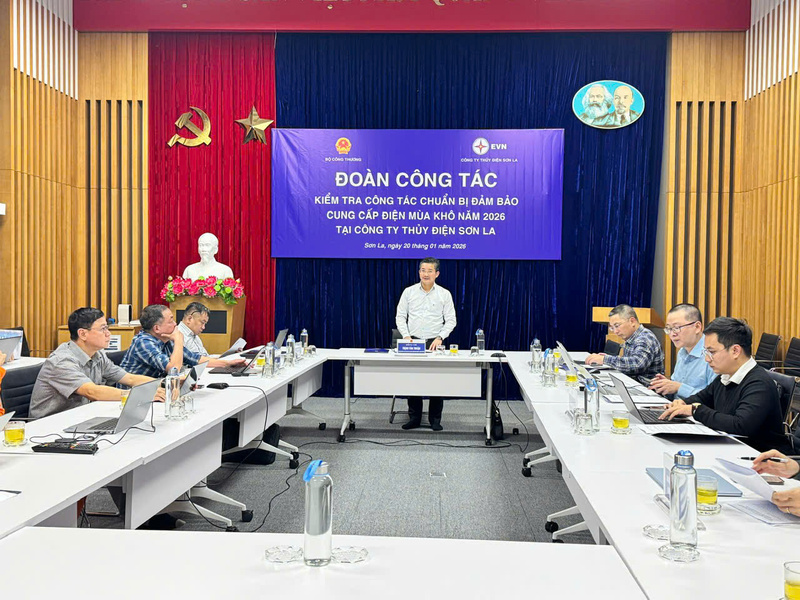 Bộ Công Thương làm việc với Công ty Thủy điện Sơn La và trao đổi kế hoạch chuẩn bị nguồn điện phục vụ mùa khô năm 2026