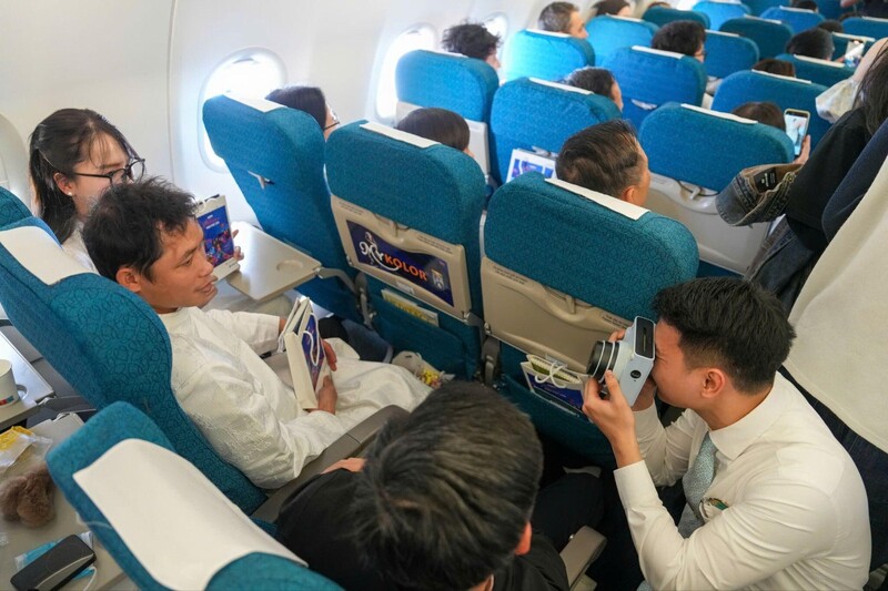Vietnam Airlines lan tỏa thông điệp “Việt Nam hạnh phúc” từ bầu trời - 19