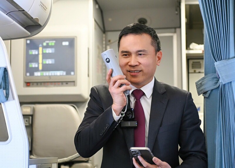 Vietnam Airlines lan tỏa thông điệp “Việt Nam hạnh phúc” từ bầu trời - 10