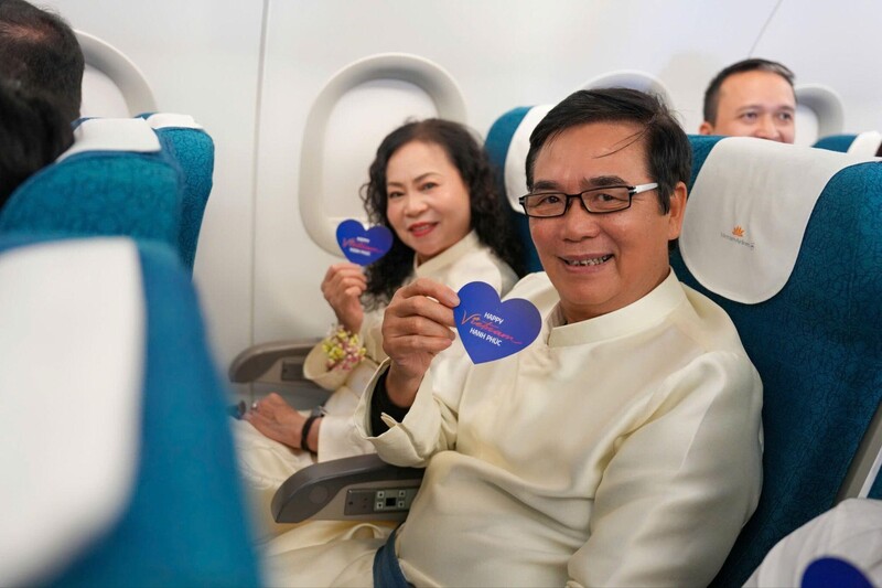 Vietnam Airlines lan tỏa thông điệp “Việt Nam hạnh phúc” từ bầu trời - 21