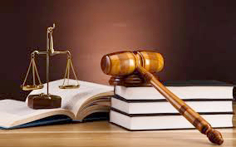 Công tác xây dựng pháp luật là nhiệm vụ trọng tâm, thường xuyên. Ảnh minh hoạ