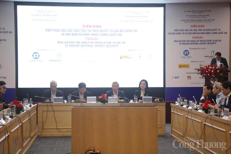Cục Điện lực (Bộ Công Thương) và Hiệp hội Năng lượng Việt Nam chủ trì và chỉ đạo diễn đàn