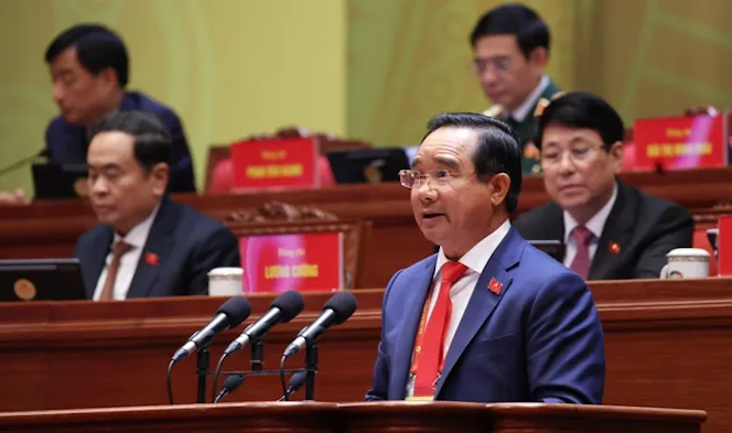 Đồng chí Nguyễn Văn Được, Ủy viên Trung ương Đảng, Phó Bí thư Thành ủy, Chủ tịch UBND TP. Hồ Chí Minh trình bày tham luận. Ảnh: Viết Chung.