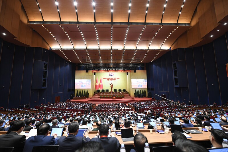 Toàn cảnh phiên thảo luận tại hội trường ngày 21/1/2026. Ảnh: Văn Ý