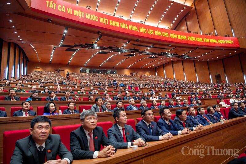 Các đại biểu dự phiên bế mạc vào chiều 23/1/2026.