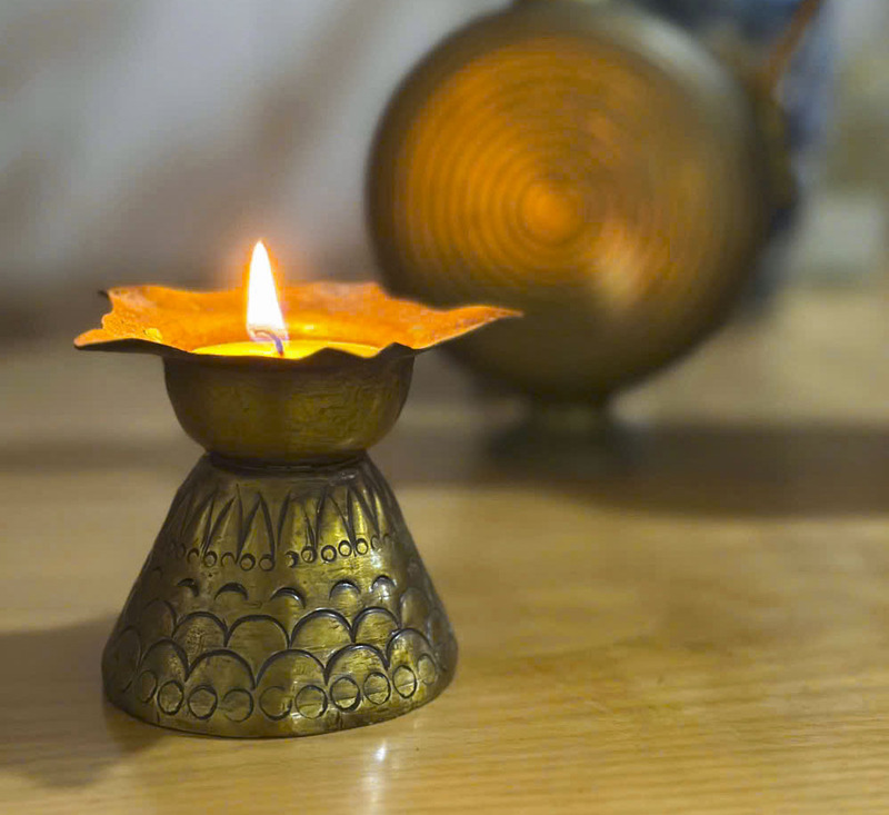 Thành phẩm từ nến sáp ong. Ảnh: Mai Liễu