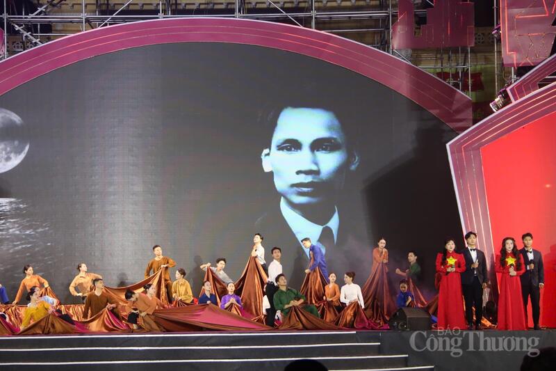 Các tiết mục văn nghệ tại sự kiện.