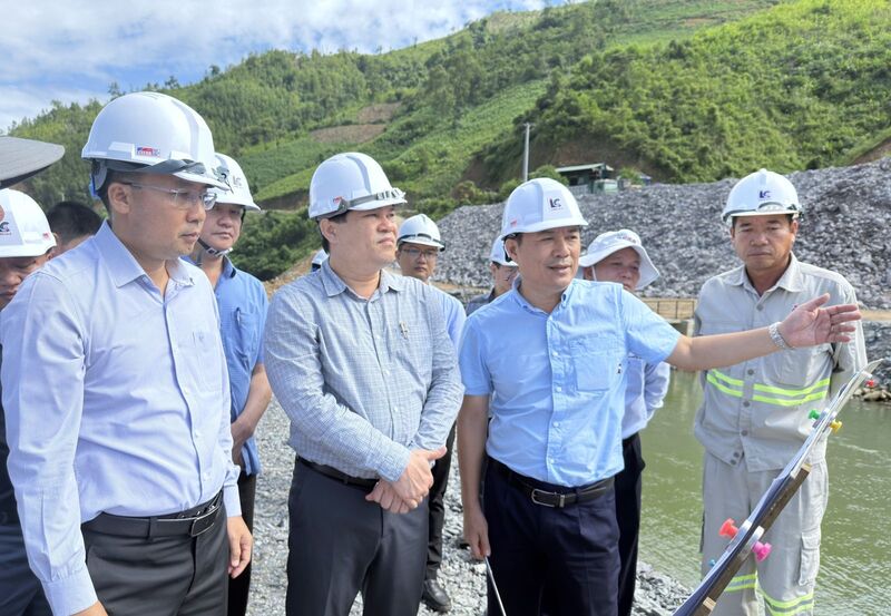 Chính quyền tỉnh Quảng Ngãi đang cố gắng tháo gỡ vướng mắc để phát huy tối đa hiệu quả của các công trình thủy điện. Ảnh: Sở Công Thương