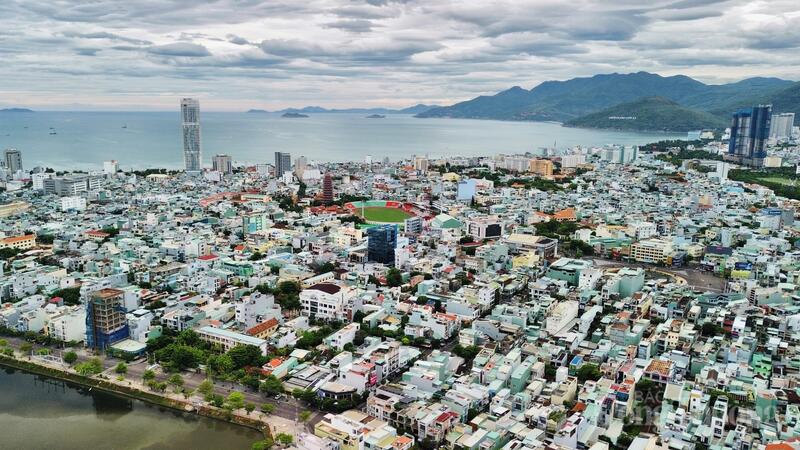 Trung tâm Phát triển quỹ đất tỉnh dự kiến đưa ra đấu giá 23 khu đất, với tổng diện tích hơn 2,46 triệu m², kỳ vọng thu về hơn 2.983 tỷ đồng. Ảnh: Hiền Mai