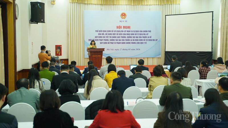 Toàn cảnh hội nghị.