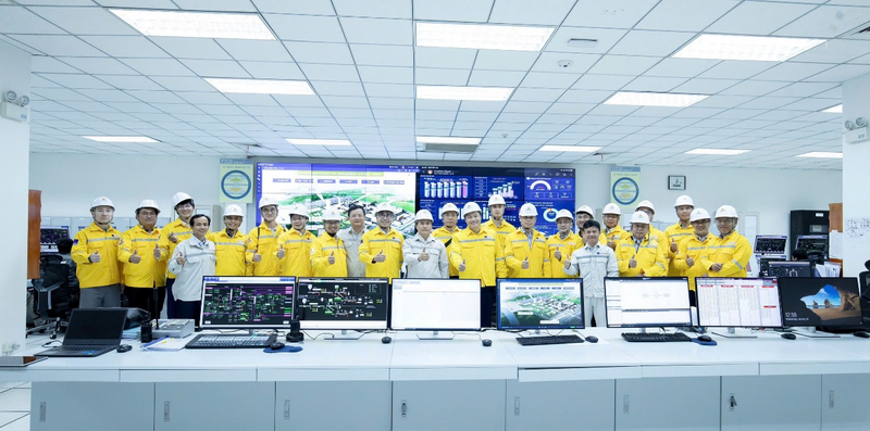 Trải nghiệm và vận hành nhà máy thông minh (Ảnh PVCFC)
