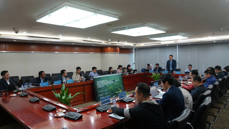 Hội thảo khoa học chuyên đề “Chuyển dịch năng lượng: Các công nghệ phát thải carbon thấp”. Ảnh: Quỳnh Nga