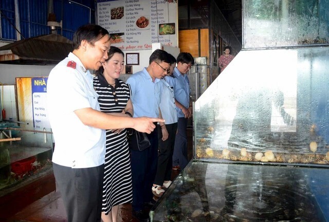 Công tác kiểm tra ATTP được chủ động triển khai. Ảnh: Thành Chung