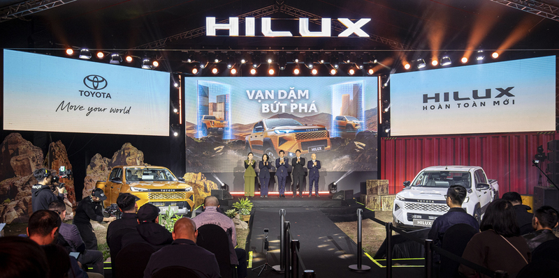Lễ ra mắt mẫu xe Hilux hoàn toàn mới 2026. Ảnh: Hồng Trang