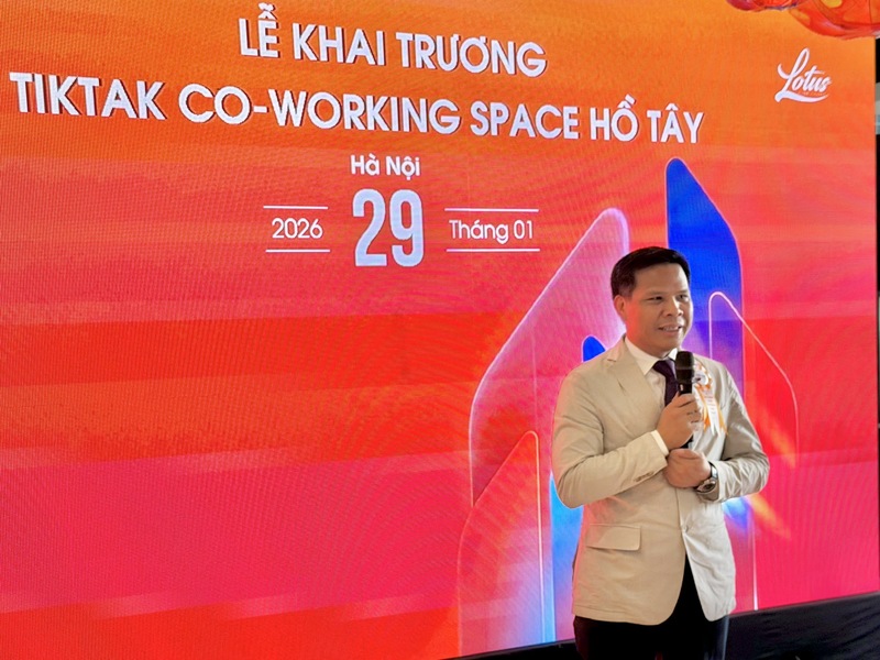 Ông Vũ Văn Thành - Chủ tịch VNGroup phát biểu tại Lễ khai trương TikTak Co-working Space Hồ Tây