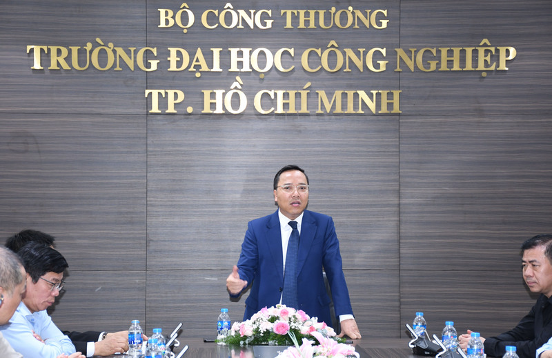 Thứ trưởng Bộ Công Thương Nguyễn Hoàng Long. Ảnh: Thanh Minh.