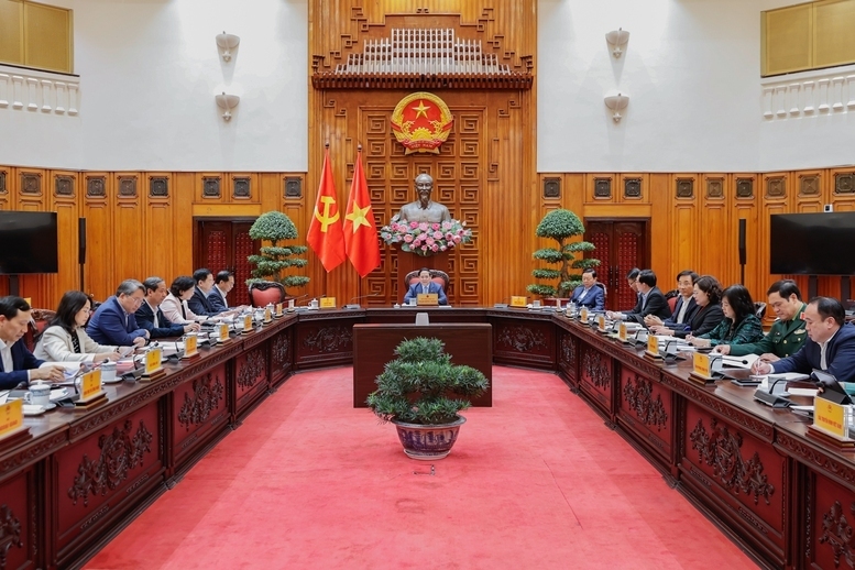 Thủ tướng lưu ý một số nhiệm vụ, giải pháp trọng tâm để huy động và sử dụng hiệu quả nguồn lực toàn xã hội - Ảnh: VGP/Nhật Bắc