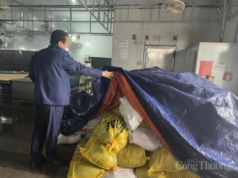 Số thực phẩm chuẩn bị đưa vào kho sơ chế.