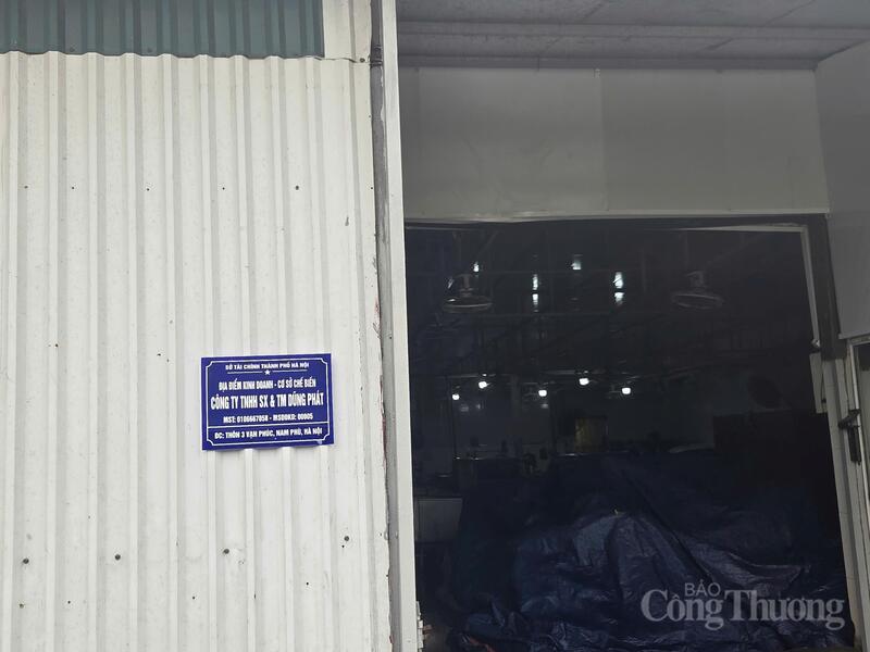 Khu vực kho đông lạnh cơ sở chế biến thuộc Công ty TNHH sản xuất và thương mại Dũng Phát.