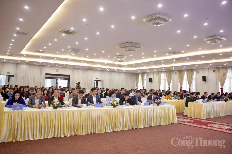 Toàn cảnh hội nghị tổng kết công tác Công đoàn năm 2025, triển khai nhiệm vụ năm 2026 và Hội nghị quán triệt Nghị quyết Đại hội XIV của Đảng, Nghị quyết Đại hội V Công đoàn Công Thương Việt Nam, nhiệm kỳ 2025 - 2030.