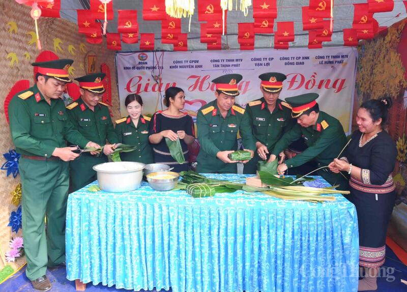 Chuỗi hoạt động “Xuân biên giới thắm tình quân dân” không chỉ mang mùa xuân đến sớm hơn với bà con vùng biên mà còn tiếp tục vun đắp tình đoàn kết, gắn bó máu thịt giữa bộ đội và nhân dân.