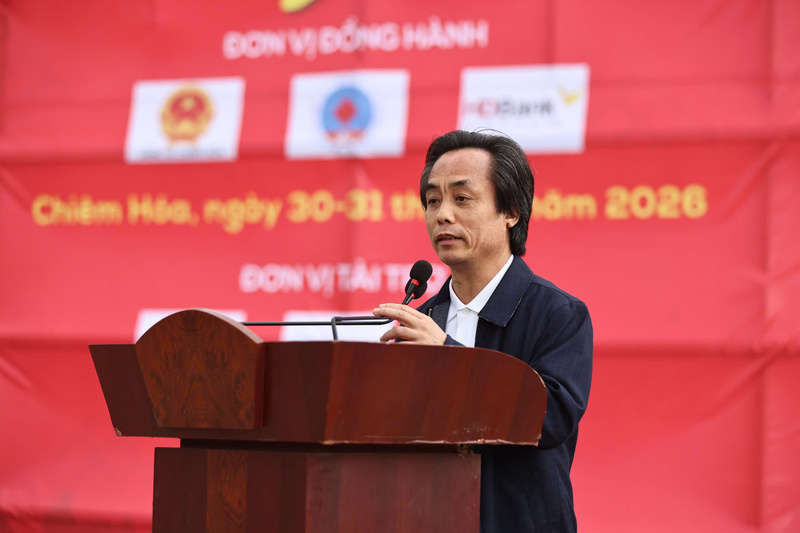 Nhà báo Phạm Văn Hà, Giám đốc Truyền hình Nhân đạo, Trưởng Ban tổ chức phát biểu khai mạc. Ảnh: Hạnh Nguyên