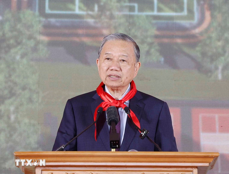 Tổng Bí thư Tô Lâm phát biểu tại Lễ khánh thành Trường Phổ thông Nội trú liên cấp Tiểu học và Trung học cơ sở Si Pa Phìn. Ảnh: Thống Nhất/TTXVN
