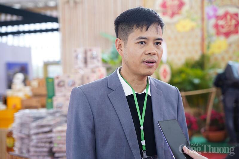 Ông Hứa Văn Thịnh - Giám đốc HTX Chè La Bằng - Thái Nguyên